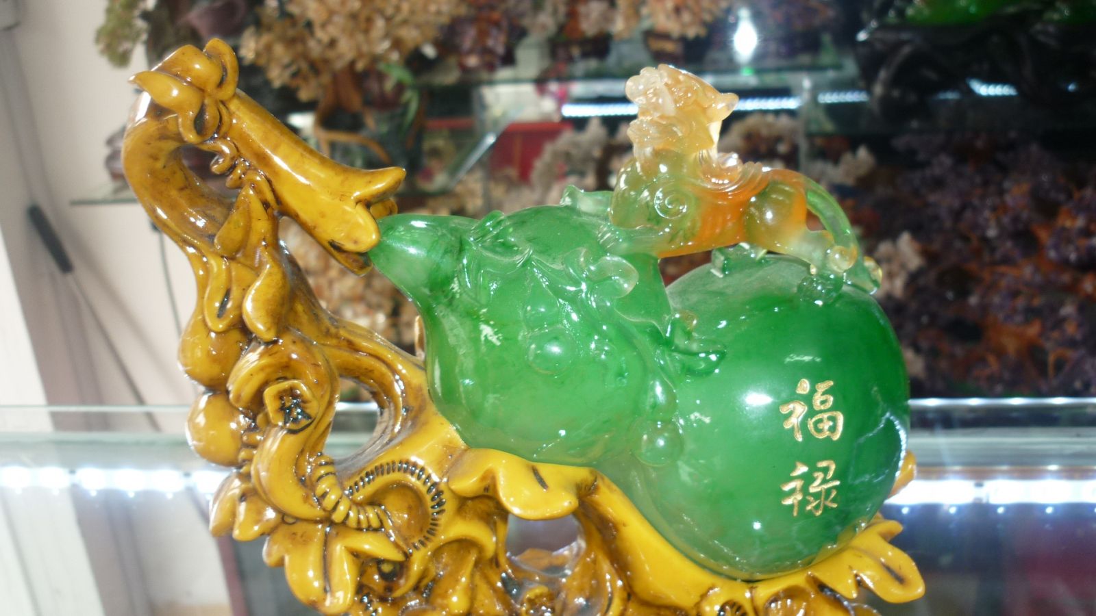 Vật phẩm phong thủy phòng khách: Hút tài lộc, may mắn & thịnh vượng 16 Hồ lô phong thủy