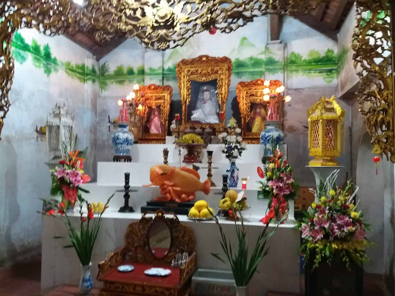 Đền Đại Lộ - Điểm Tâm Linh Thiêng Liêng Thờ Tứ Vị Thánh Nương 12 Cung thờ Cô Bơ Thoải