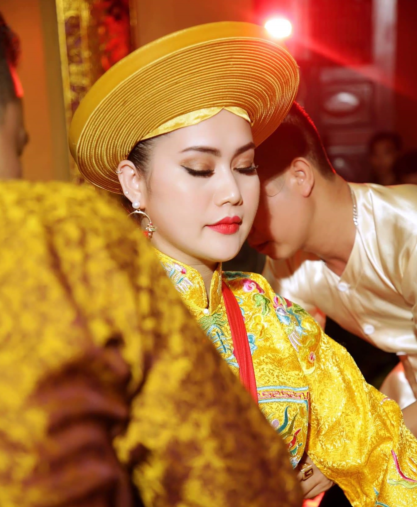 Vương Cô Đệ Nhất Trần Triều là ai? 4 Vương Cô Đệ Nhất khi ngự đồng