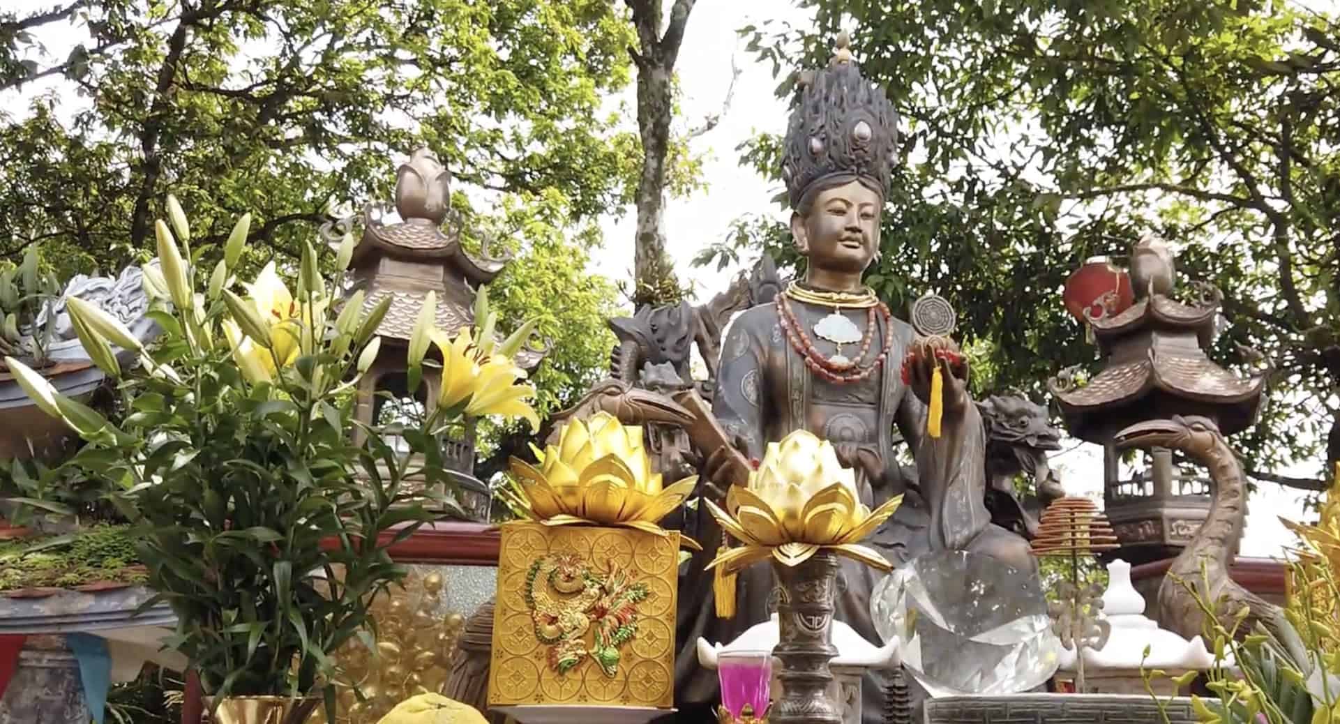 Mẫu Cửu Trùng Thiên Là Ai và Đền Mẫu Cửu Trùng Thiên Ở Đâu? 4 Mẫu Cửu Trùng Thiên