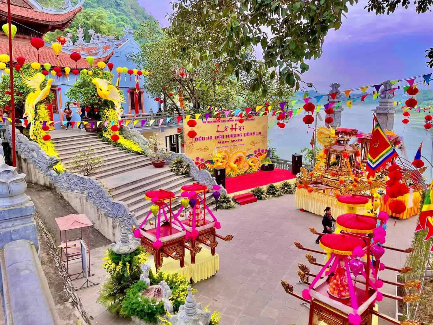 Đền Mẫu Thượng Tuyên Quang: Điểm Đến Tâm Linh Thiêng Liêng Bên Dòng Sông Lô 6 Lễ hội Đền Hạ, Đền Thượng, Đền Ỷ La là sự kiện văn hóa đặc sắc, gắn liền với tín ngưỡng thờ Mẫu - Di sản văn hóa phi vật thể