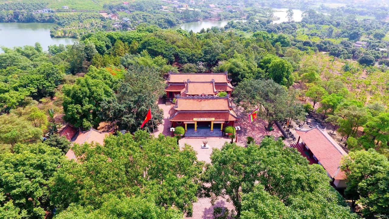 Đền An Sinh - Di Sản Văn Hóa Quý Báu Của Vương Triều Trần 3 Đền An Sinh là nơi phối thờ bát vị Hoàng đế Trần triều