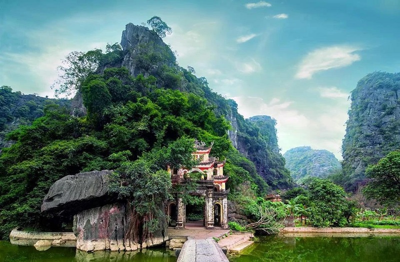 Kiến Trúc Và Cảnh Quan Chùa Bích Động