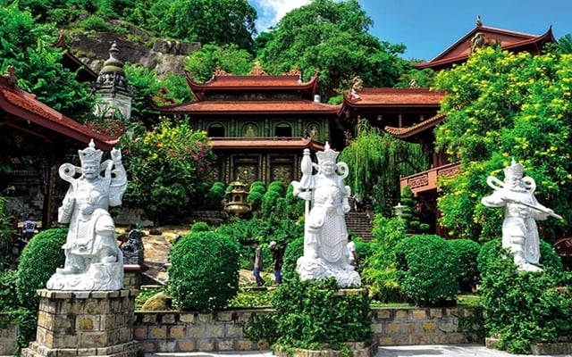 Chánh điện Chùa Hang, nơi lưu giữ những giá trị tâm linh