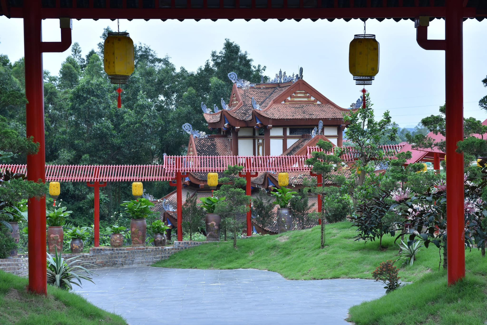 Không gian thanh tịnh tại Chùa Cây Thị
