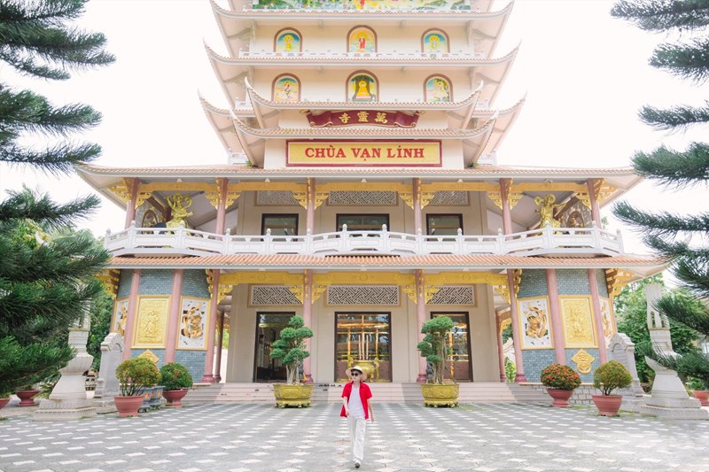 Những Lưu Ý Quan Trọng Khi Hành Hương Tại Chùa Vạn Linh