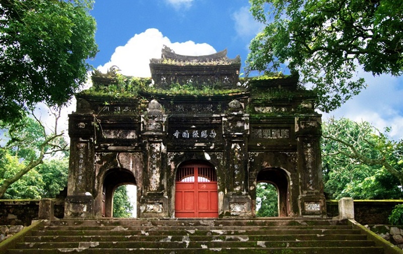 Chùa Tịnh Quang Tự, tiền thân của Chùa Báo Quốc, Huế Chùa Tịnh Quang Tự, tiền thân của Chùa Báo Quốc, Huế
